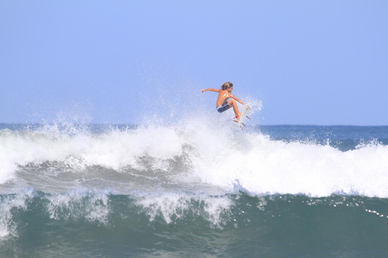 נוסארה Moana Surf Resort מראה חיצוני תמונה